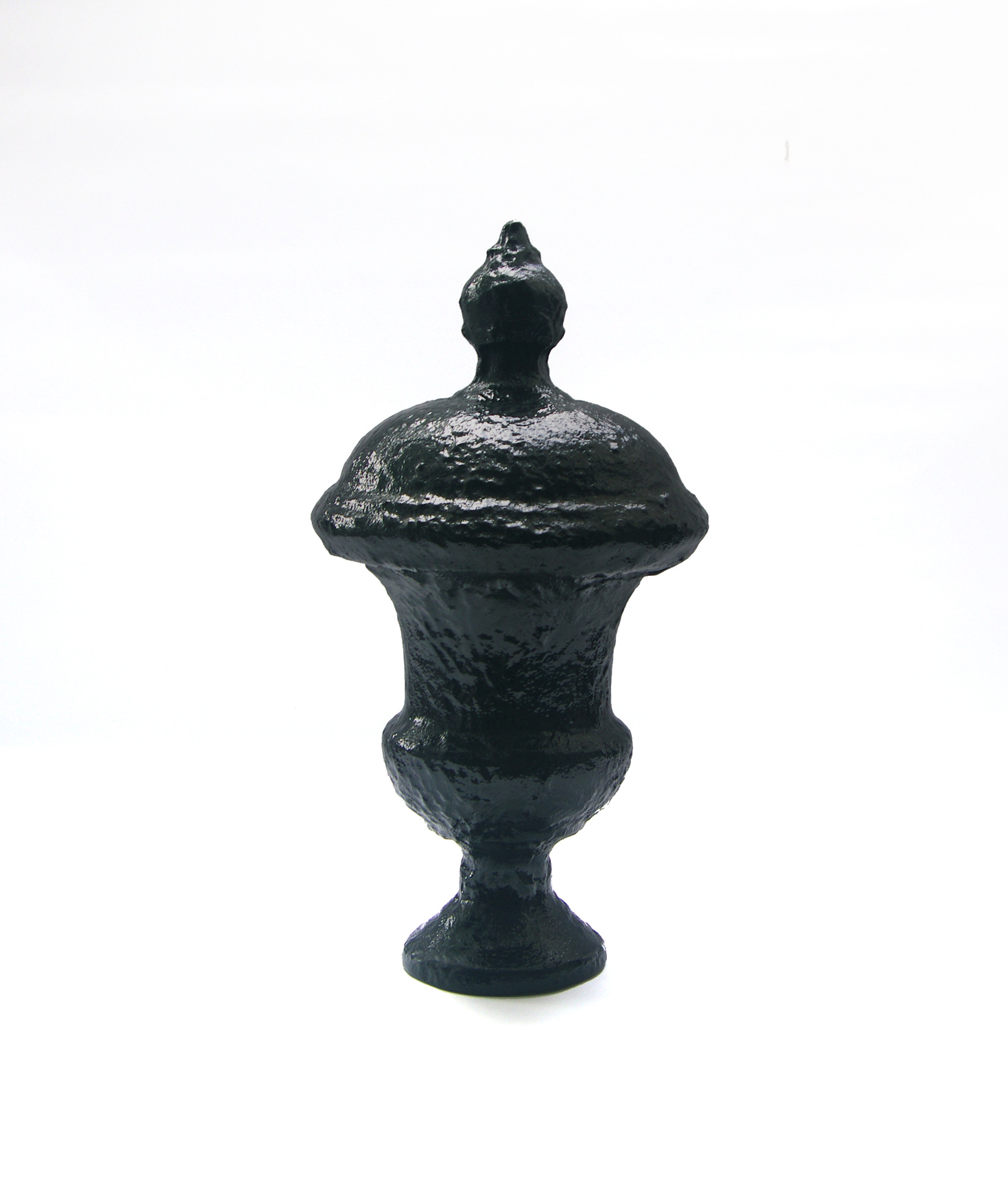 An alternative studio view of Lenin’s Urn